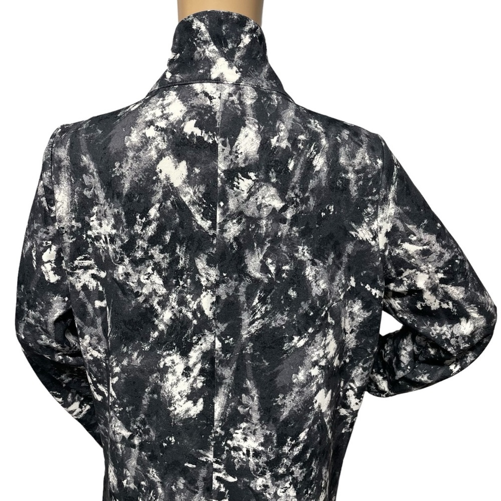 LuLaRoe GWEN M Black White Ink Blot Open Front Cardigan with Pockets NWT - Picture 6 of 12